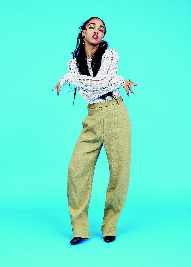 Knuckleduster with Horses